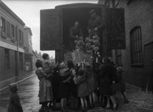 First bananas to arrive in Brighton after the Second World War