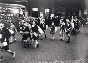 Evacuated children arriving at Brighton Station